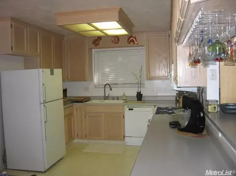 5109 Robander St, Carmichael, CA 95608 photo 2