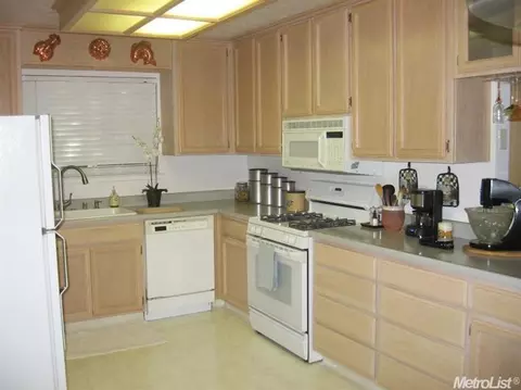 5109 Robander St, Carmichael, CA 95608 photo 3