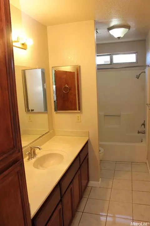 2716 Albion Way, Modesto, CA 95358 photo 7