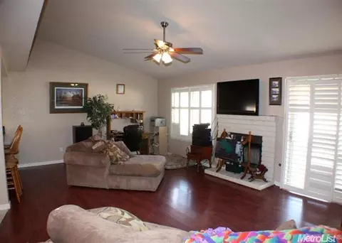 2713 Chapparal Pl, Modesto, CA 95358 photo 2