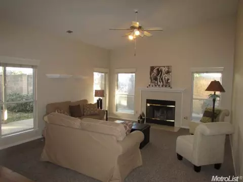2400 Beatrice Ln, Modesto, CA 95355 photo 8