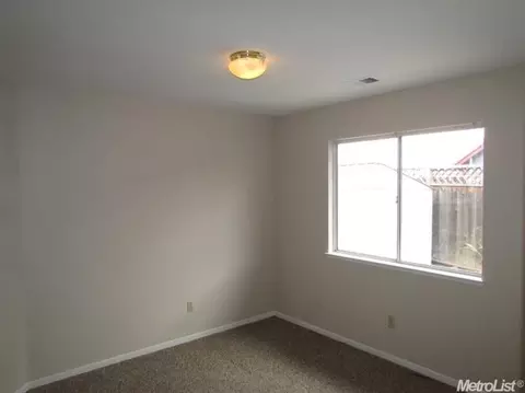 2400 Beatrice Ln, Modesto, CA 95355 photo 17
