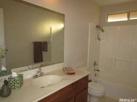 2400 Beatrice Ln, Modesto, CA 95355 photo 14