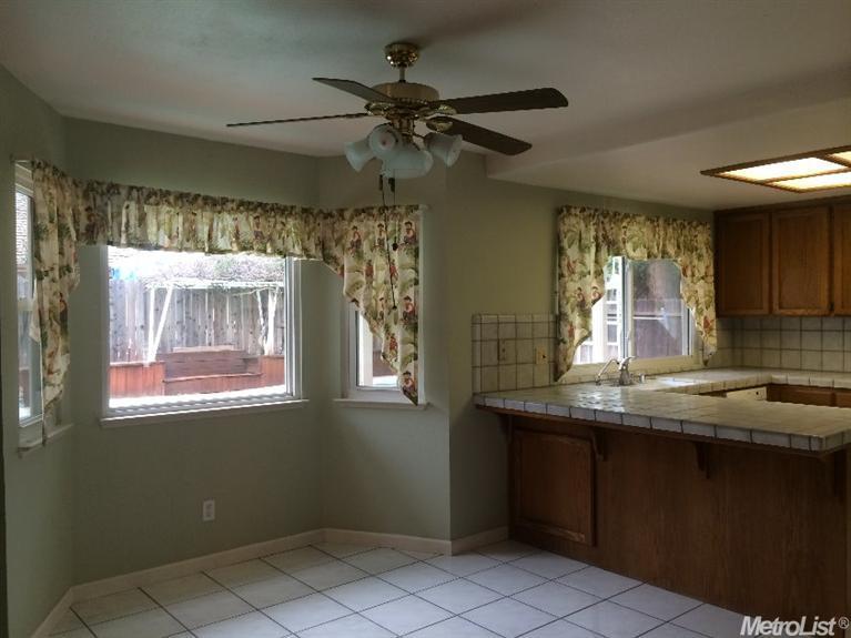 561 Hansen Ct, Patterson, CA 95363 photo 7