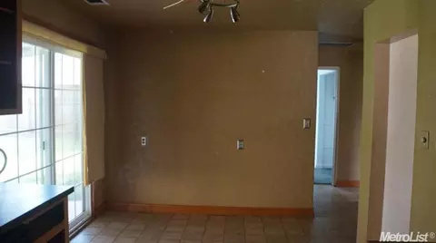 644 S Acacia Ave, Ripon, CA 95366 photo 9