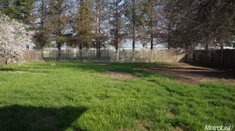 644 S Acacia Ave, Ripon, CA 95366 photo 16