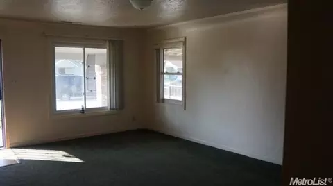 644 S Acacia Ave, Ripon, CA 95366 photo 3