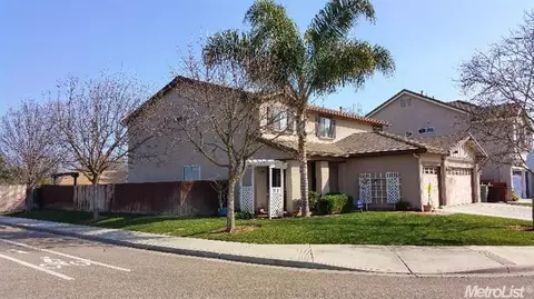 636 Roadrunner Dr, Patterson, CA 95363 photo 3