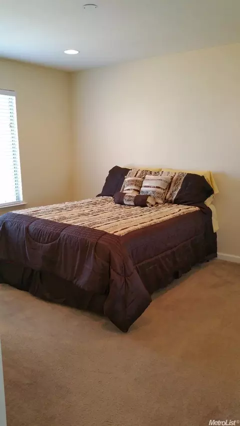 636 Roadrunner Dr, Patterson, CA 95363 photo 16