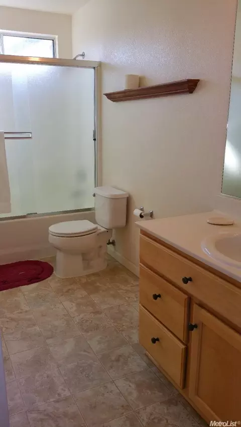 636 Roadrunner Dr, Patterson, CA 95363 photo 17