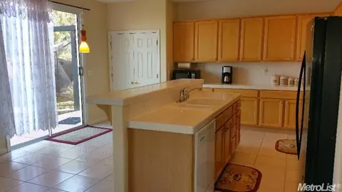 636 Roadrunner Dr, Patterson, CA 95363 photo 5