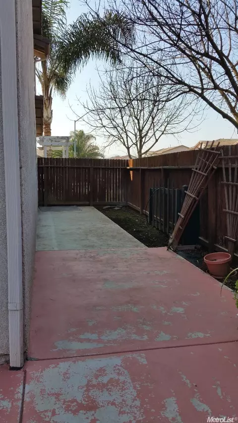 636 Roadrunner Dr, Patterson, CA 95363 photo 22