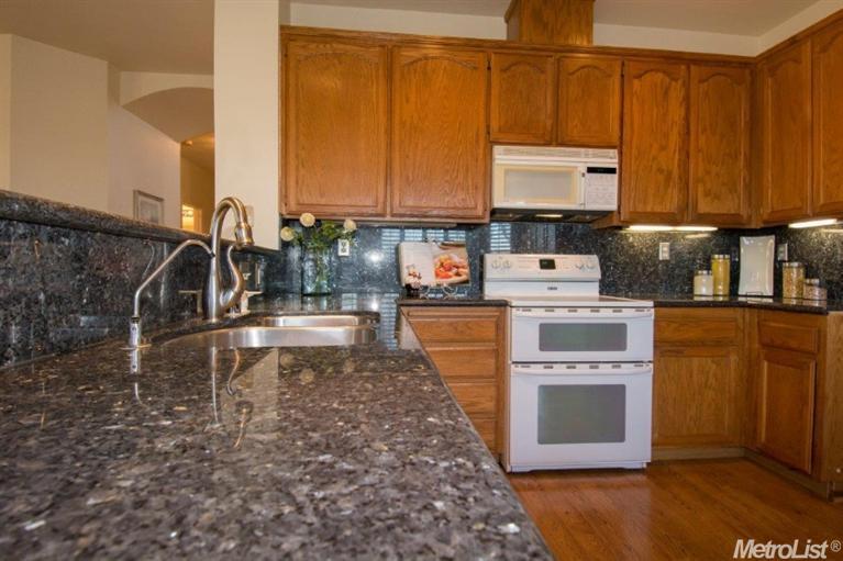 1970 Plum, Tracy, CA 95376 photo 13