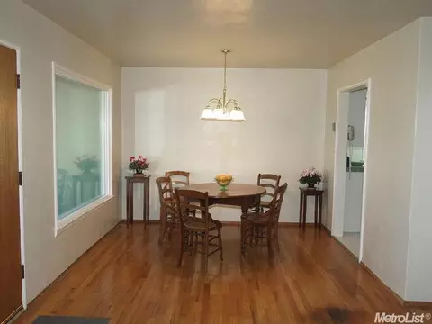 1711 Bronson Ave, Modesto, CA 95350 photo 4