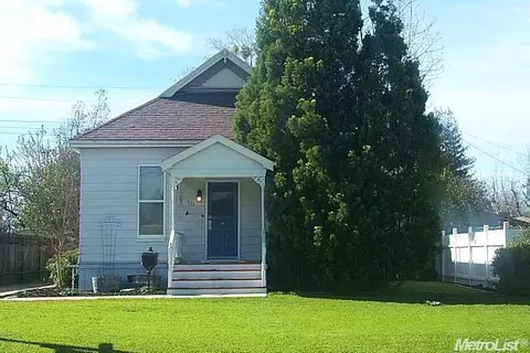 731 Grant Ave, Lodi, CA 95240 photo 1