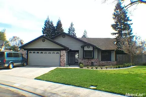 900 Mandana Ct, Modesto, CA 95358 photo 1