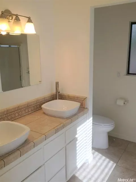 900 Mandana Ct, Modesto, CA 95358 photo 9
