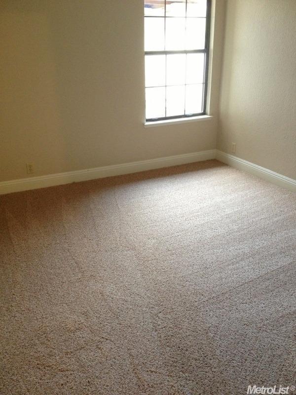 2408 Saddleback Ln, Modesto, CA 95355 photo 7