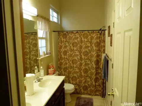 1841 Red Pine Dr, Modesto, CA 95351 photo 10
