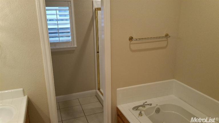 2712 Bristol, Lodi, CA 95242 photo 9