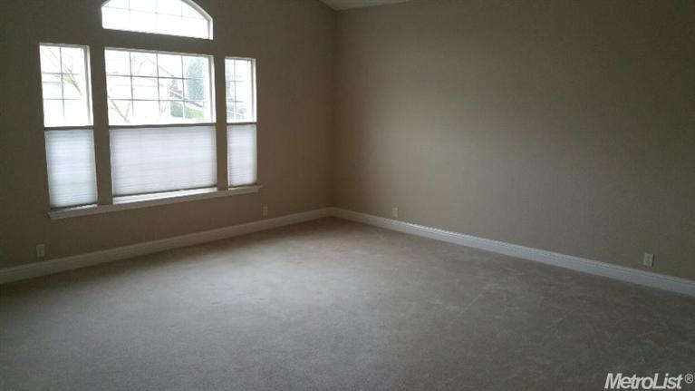 2712 Bristol, Lodi, CA 95242 photo 7