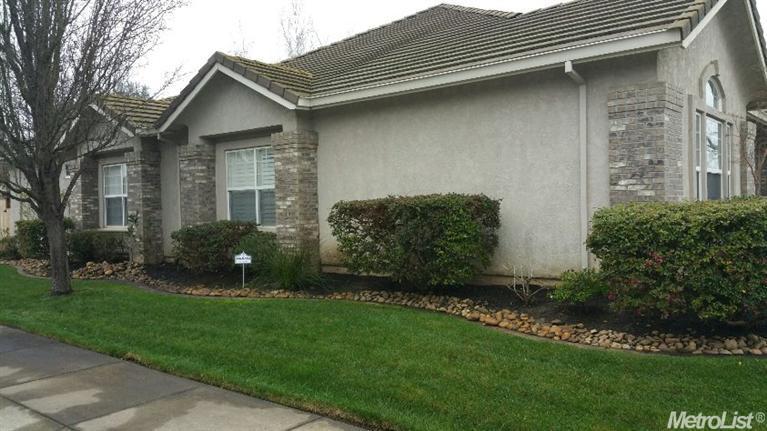 2712 Bristol, Lodi, CA 95242 photo 2