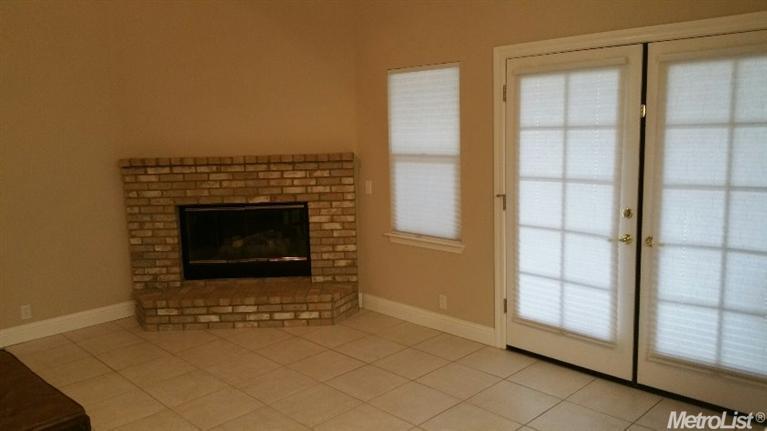 2712 Bristol, Lodi, CA 95242 photo 5