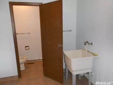 20115 W 1st St, Hilmar, CA 95324 photo 10