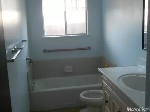 20115 W 1st St, Hilmar, CA 95324 photo 9