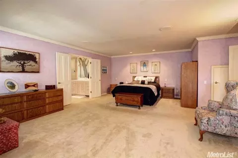 4910 Phelps Ct, Carmichael, CA 95608 photo 9