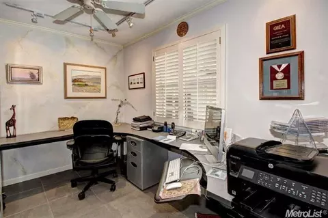 4910 Phelps Ct, Carmichael, CA 95608 photo 5