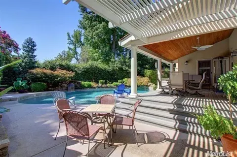 4910 Phelps Ct, Carmichael, CA 95608 photo 13