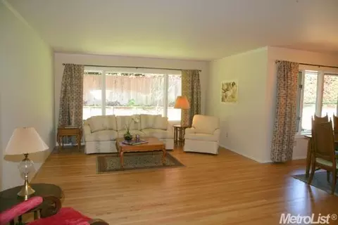 2909 Marco Way, Carmichael, CA 95608 photo 5