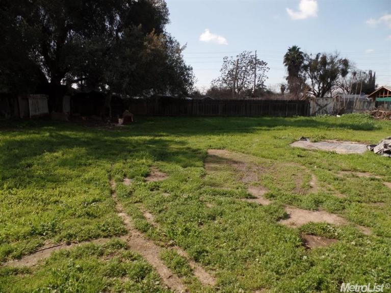 1416 Mono Dr, Modesto, CA 95354 photo 17