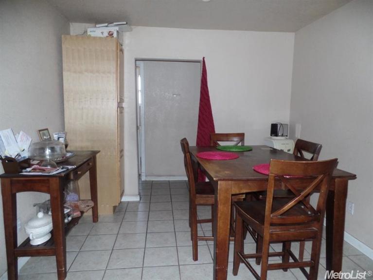1416 Mono Dr, Modesto, CA 95354 photo 7