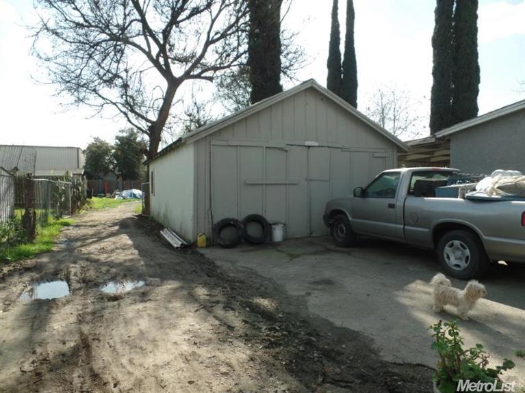 1416 Mono Dr, Modesto, CA 95354 photo 18