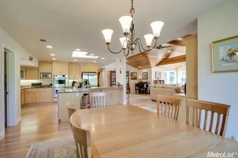 27434 Oakside, Davis, CA 95618 photo 9