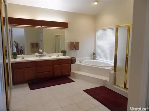 5225 Cowell Blvd, Davis, CA 95618 photo 12