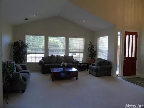 5225 Cowell Blvd, Davis, CA 95618 photo 3
