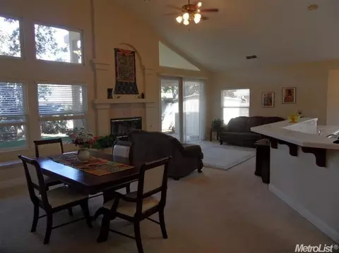 5225 Cowell Blvd, Davis, CA 95618 photo 4