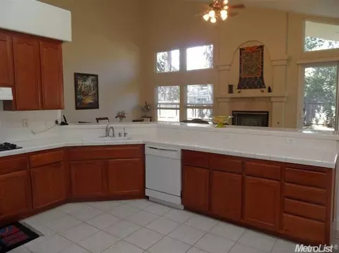 5225 Cowell Blvd, Davis, CA 95618 photo 7