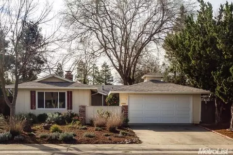 2730 Adrian Dr, Davis, CA 95618 photo 2