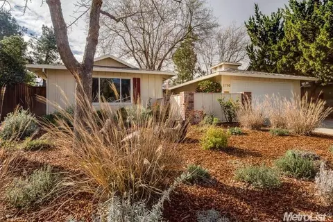 2730 Adrian Dr, Davis, CA 95618 photo 3