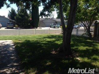 101 Tree Ct, Lodi, CA 95240 photo 2