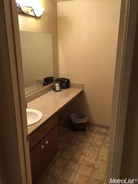 2401 Eilers Ln #606, Lodi, CA 95242 photo 12