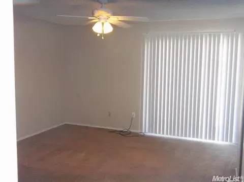285 Wiley Ct, Turlock, CA 95382 photo 5