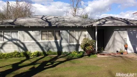111 E Whittier Ave, Tracy, CA 95376 photo 1