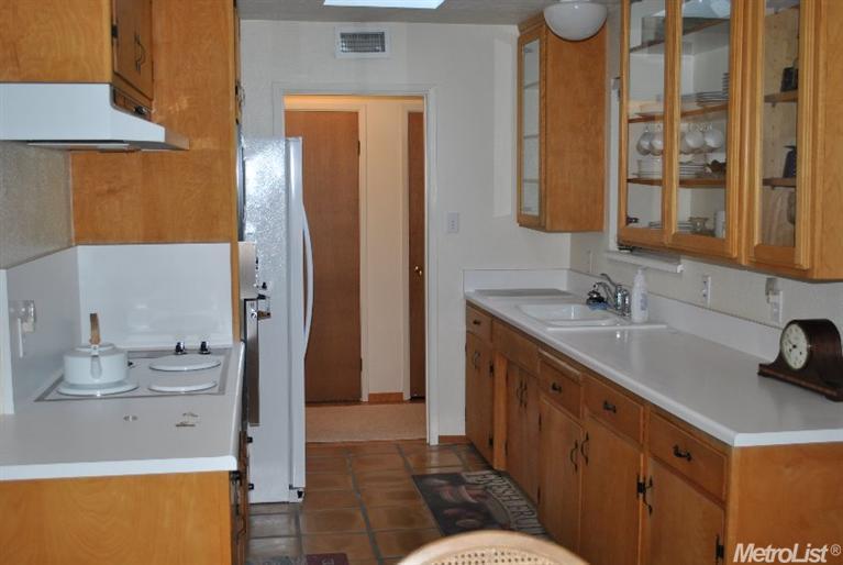 1206 Harvard Dr, Davis, CA 95616 photo 5