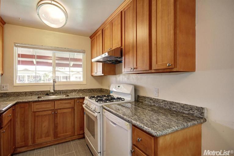 1801 Oleander Pl, Davis, CA 95618 photo 9
