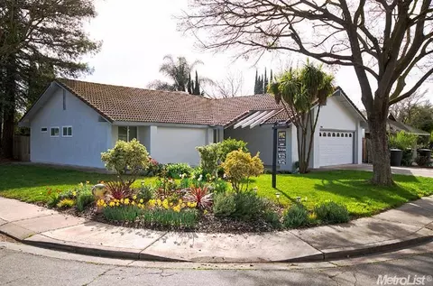 908 Burlington Dr, Modesto, CA 95356 photo 1
